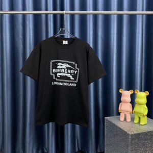 Burberry T-Shirt